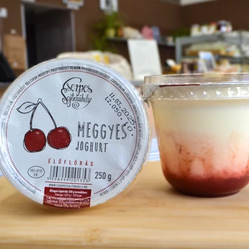 Cserpes Meggyes joghurt 250g